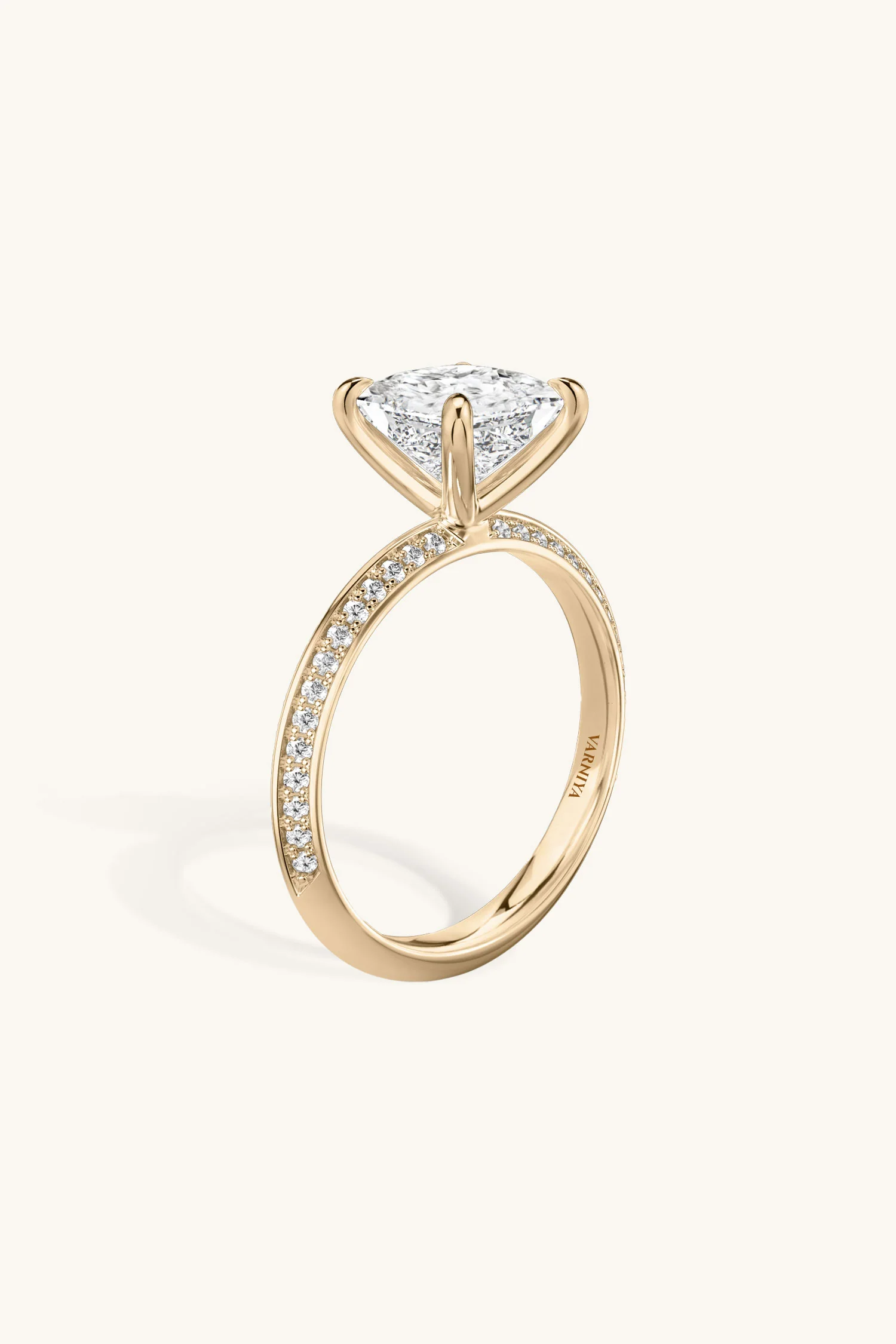 Amália Princess Solitaire Pavé Ring - Image 4