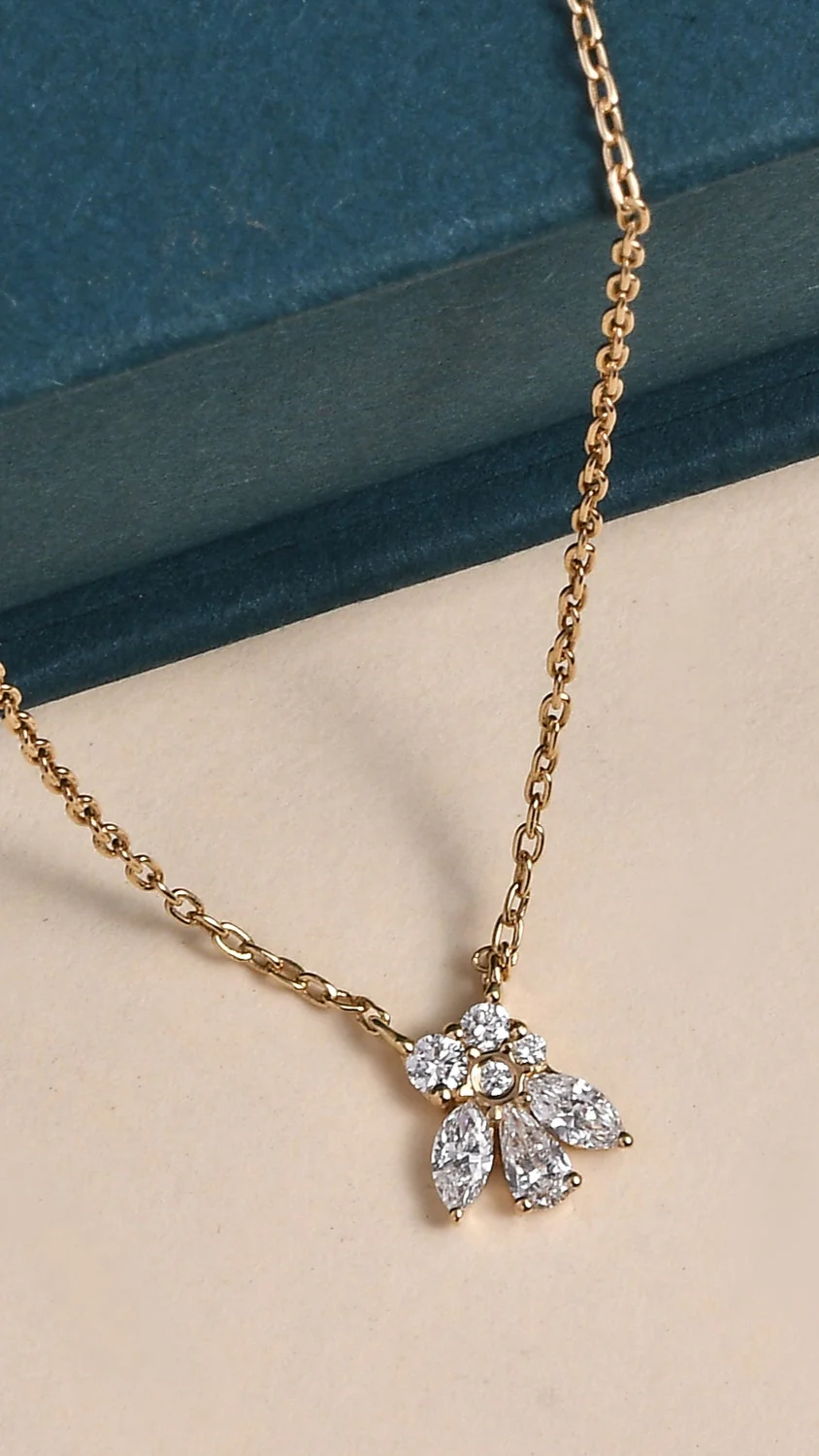 Margarita Cluster Pendant - Image 6