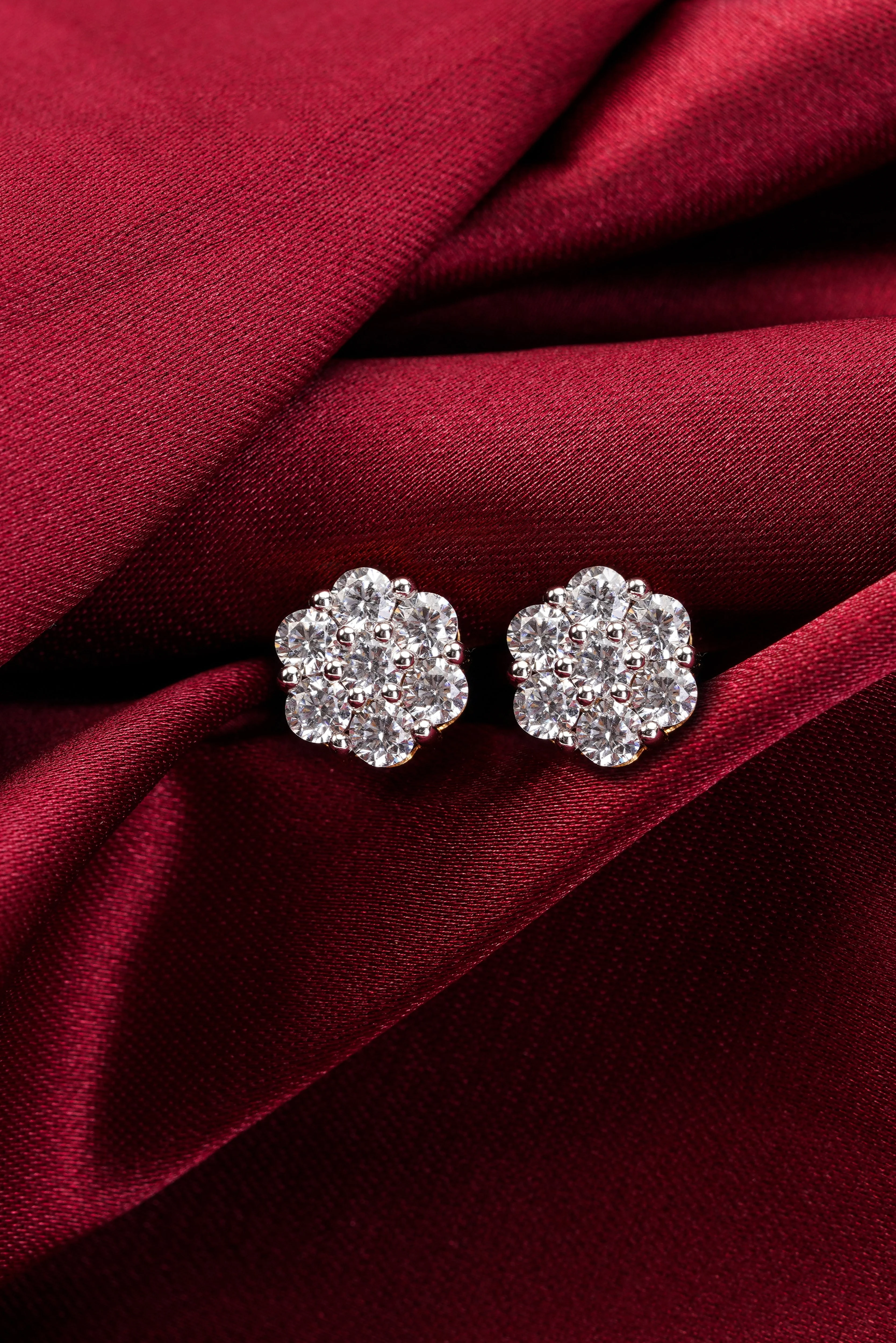 Vintage Cluster Studded Earring - Image 3